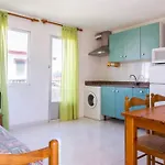 Tranquilo Con Preciosa Cala En La Puerta * Сьюдадела